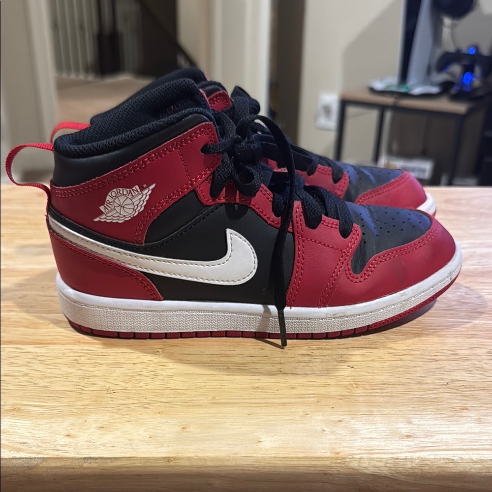 Nike Red and Black Sneakers Classic Design
